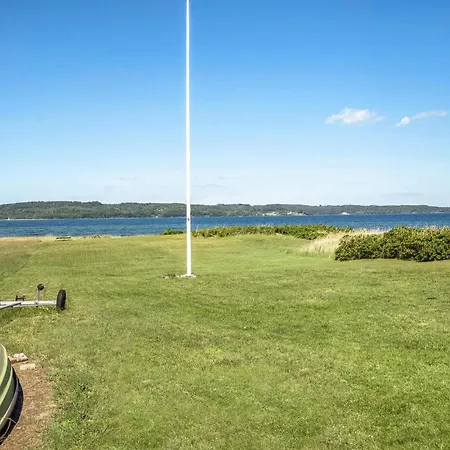 Svalebo Ferienhaus *