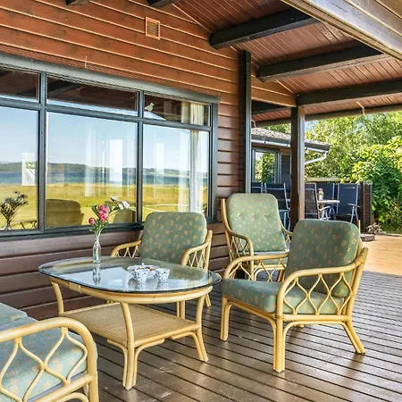 Svalebo Ferienhaus *